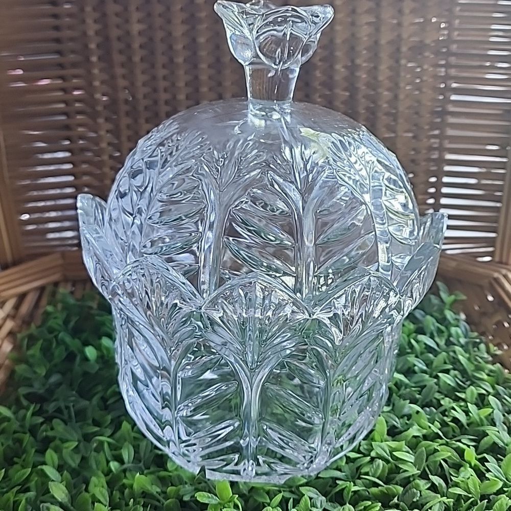 24% Lead Crystal Fifth Ave. Portico Covered Candy Dish Trinkets Mementos